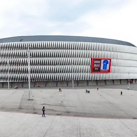 Con Vistas Al Estadio San Mames Bilbao