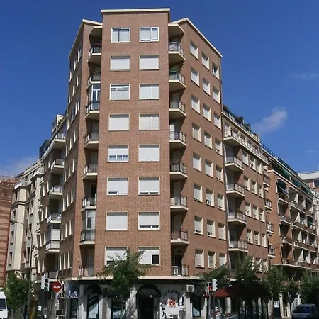 Con Vistas Al Estadio San Mamés